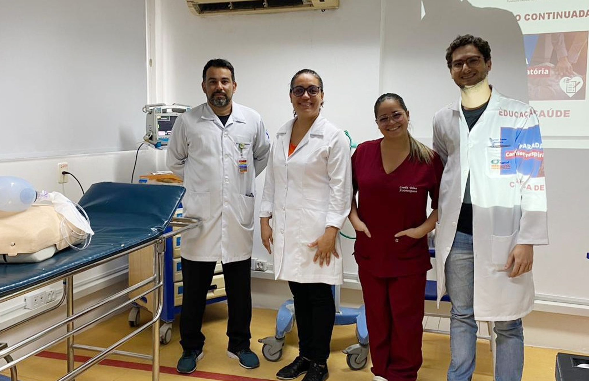 Equipe de enfermagem do Hospital Maria Lucinda participa de treinamento de reanimação cardiopulmonar