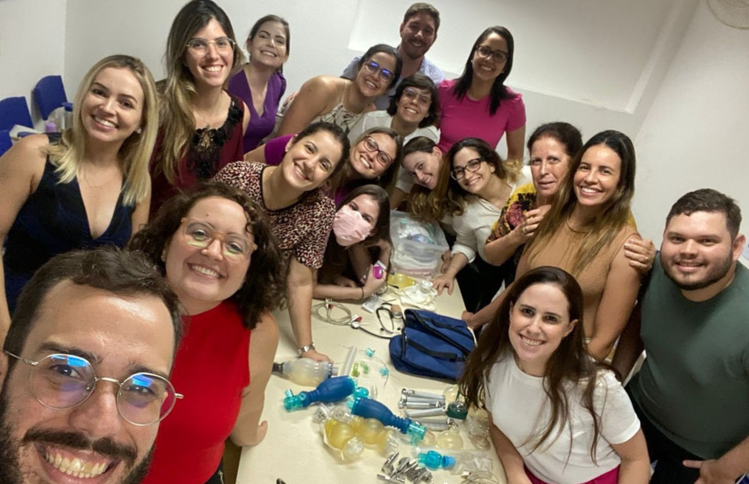 Residentes participam do Curso de Reanimação Neonatal